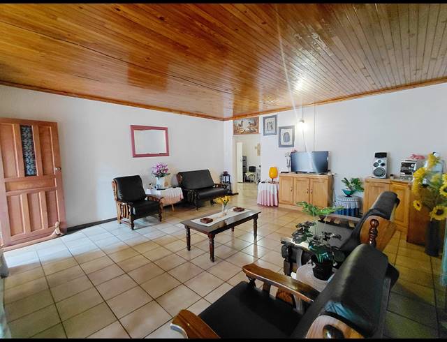 4 BEDROOM FREESTANDING FOR SALE IN MOKOPANE CENTRAL